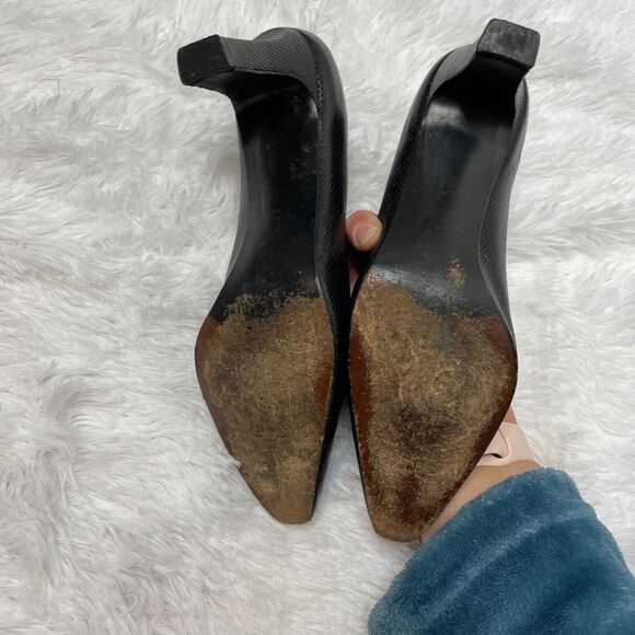 Stuart Weitzman black pump heel pebbled leather 7 - Picture 11 of 12